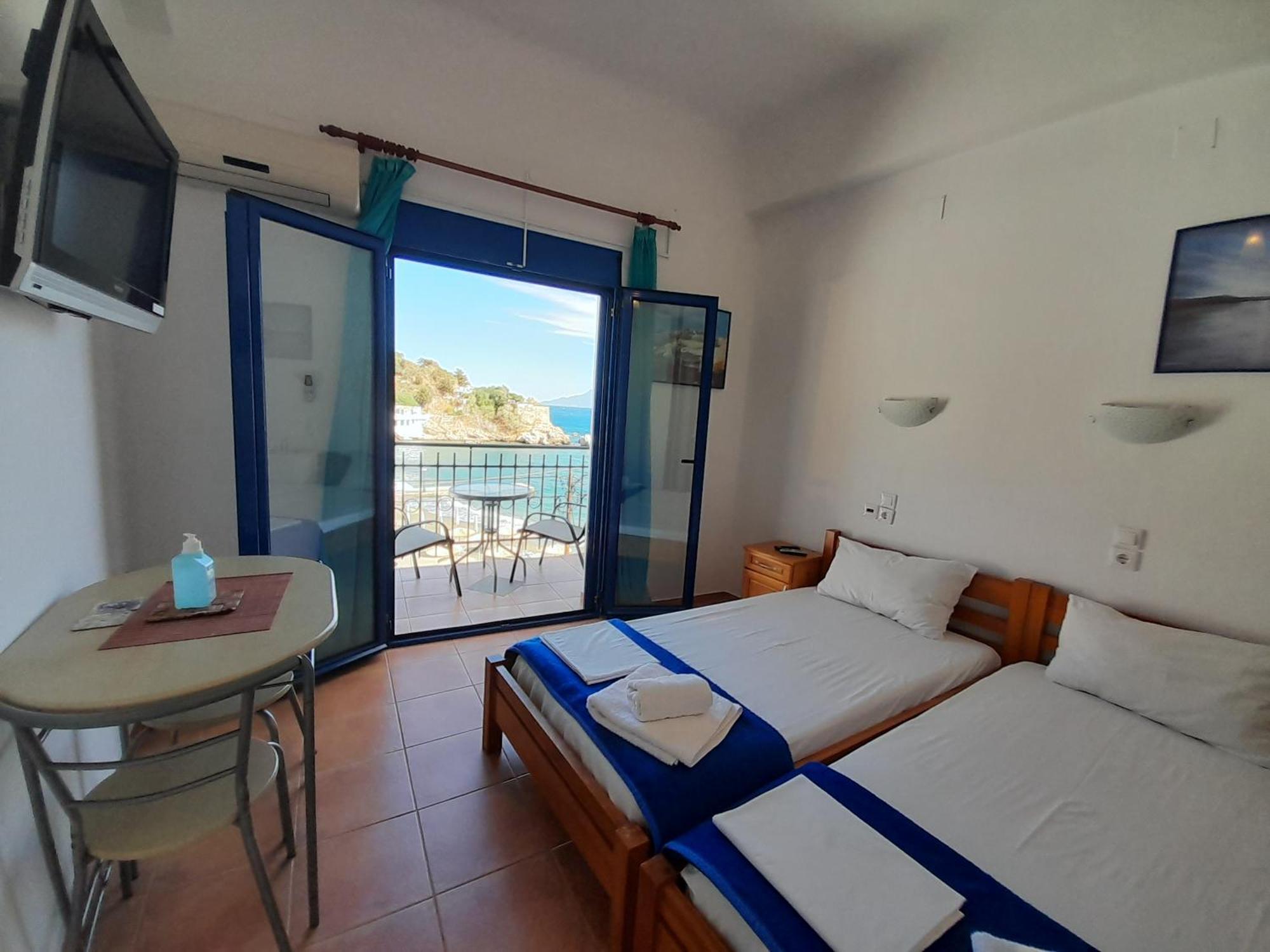Lydia Mare Aparthotel Ágios Kírykos Стая снимка