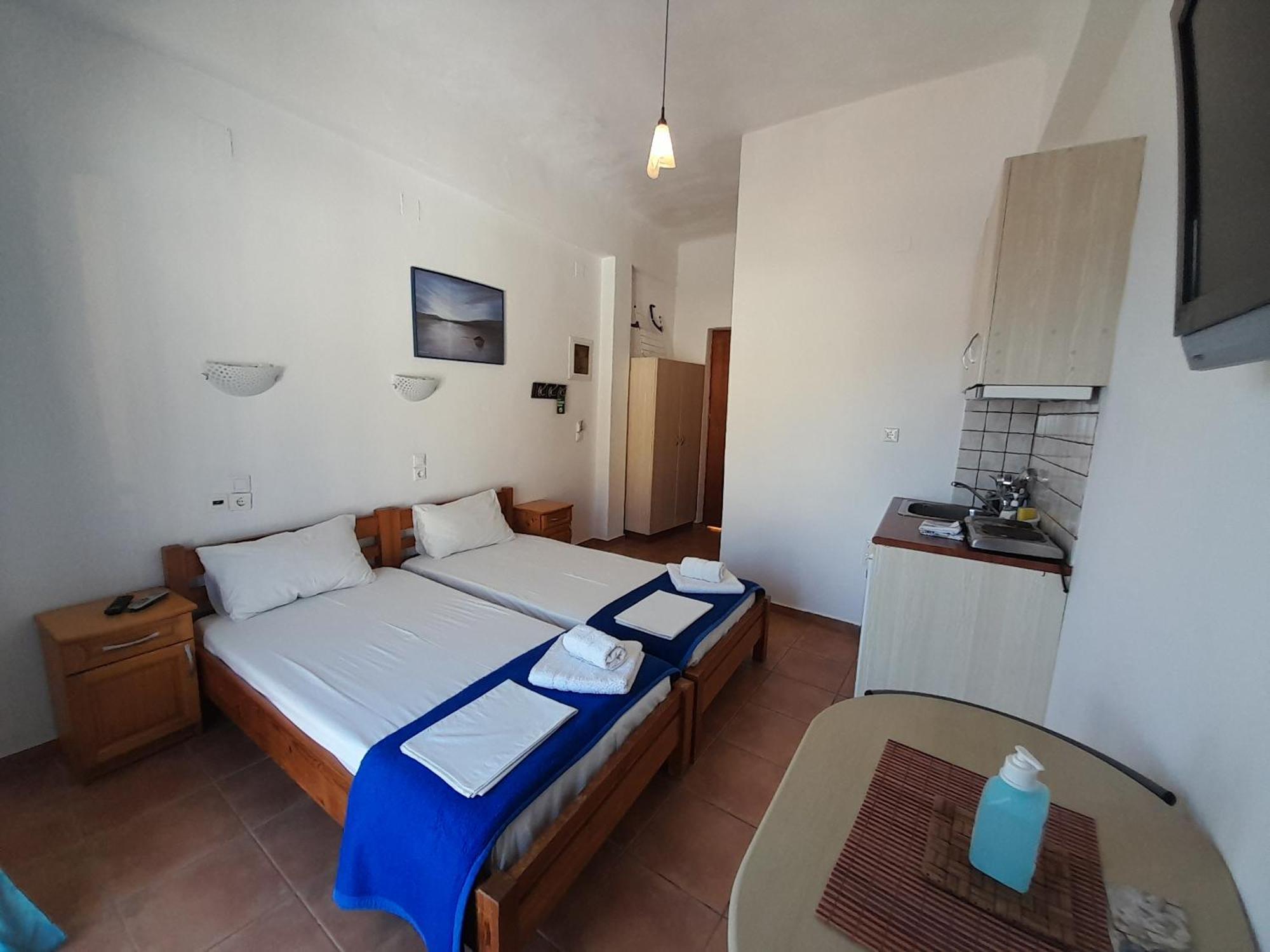 Lydia Mare Aparthotel Ágios Kírykos Стая снимка