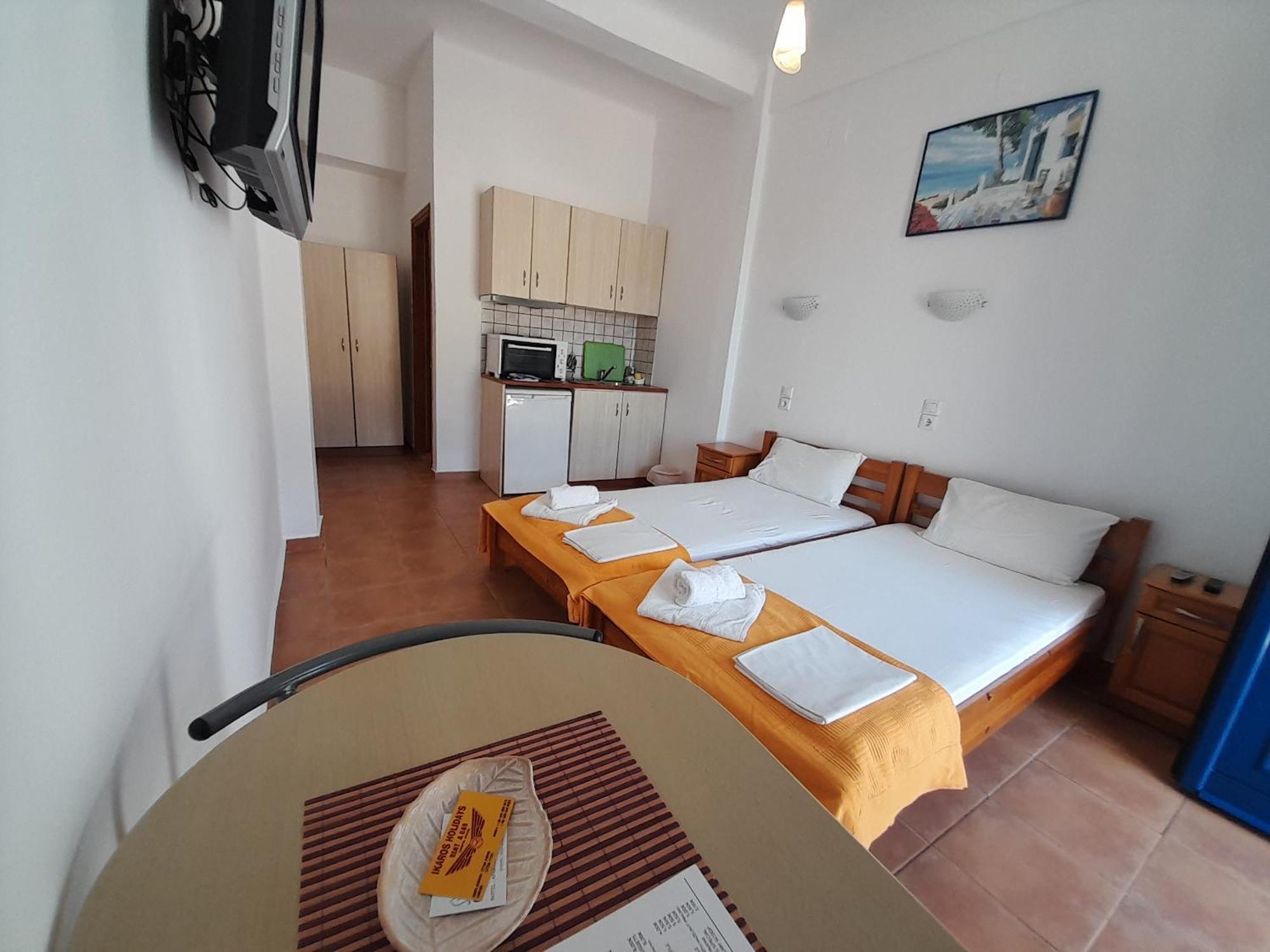 Lydia Mare Aparthotel Ágios Kírykos Стая снимка