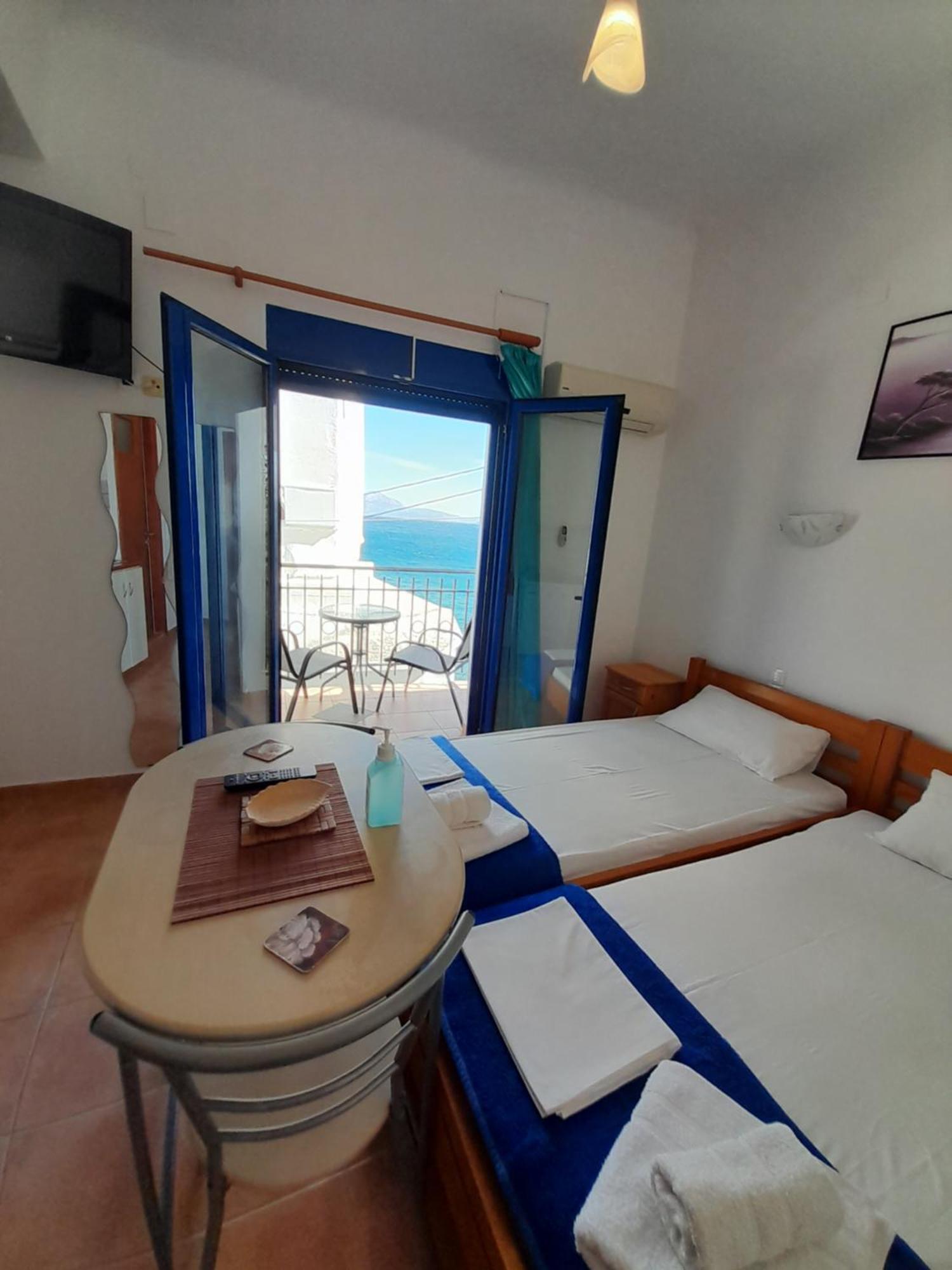 Lydia Mare Aparthotel Ágios Kírykos Стая снимка