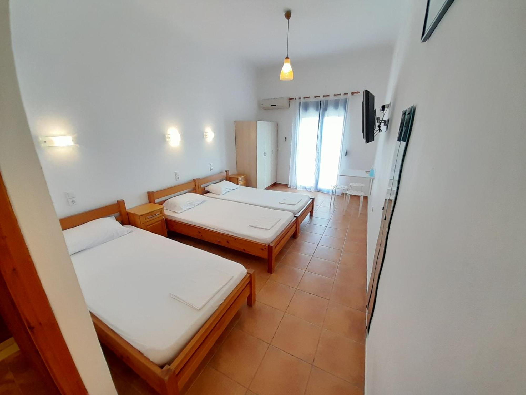 Lydia Mare Aparthotel Ágios Kírykos Екстериор снимка