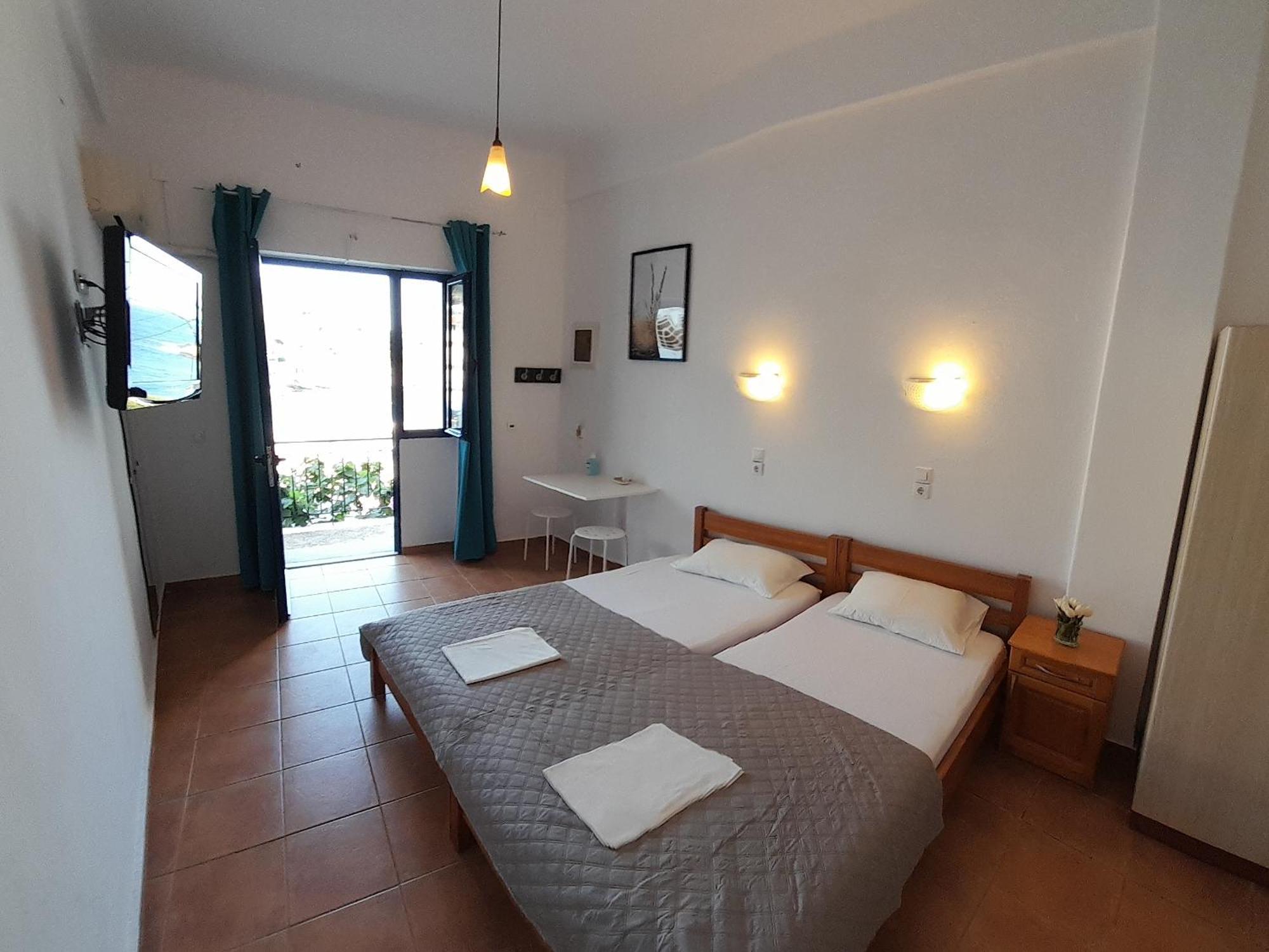 Lydia Mare Aparthotel Ágios Kírykos Стая снимка