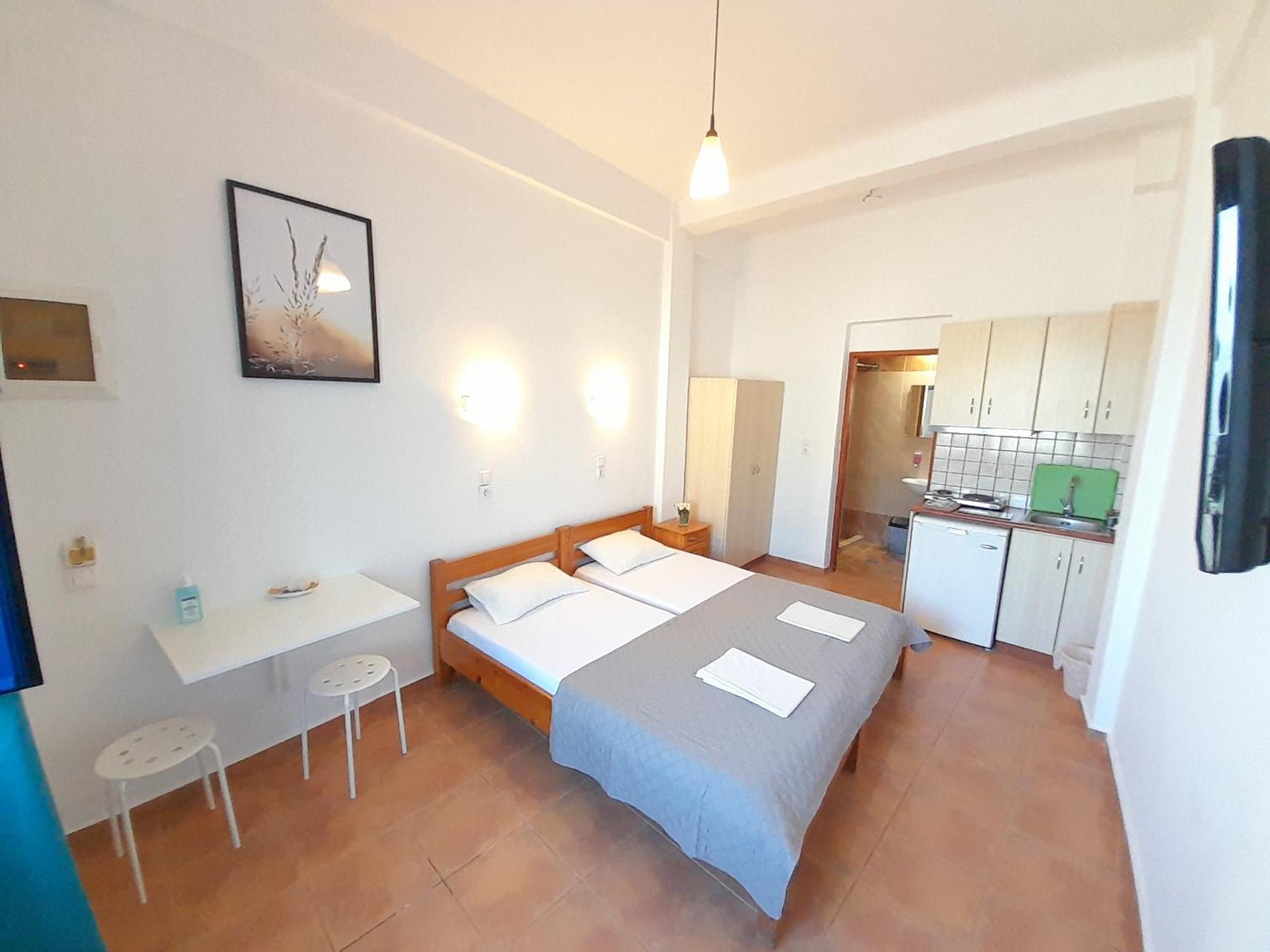 Lydia Mare Aparthotel Ágios Kírykos Стая снимка