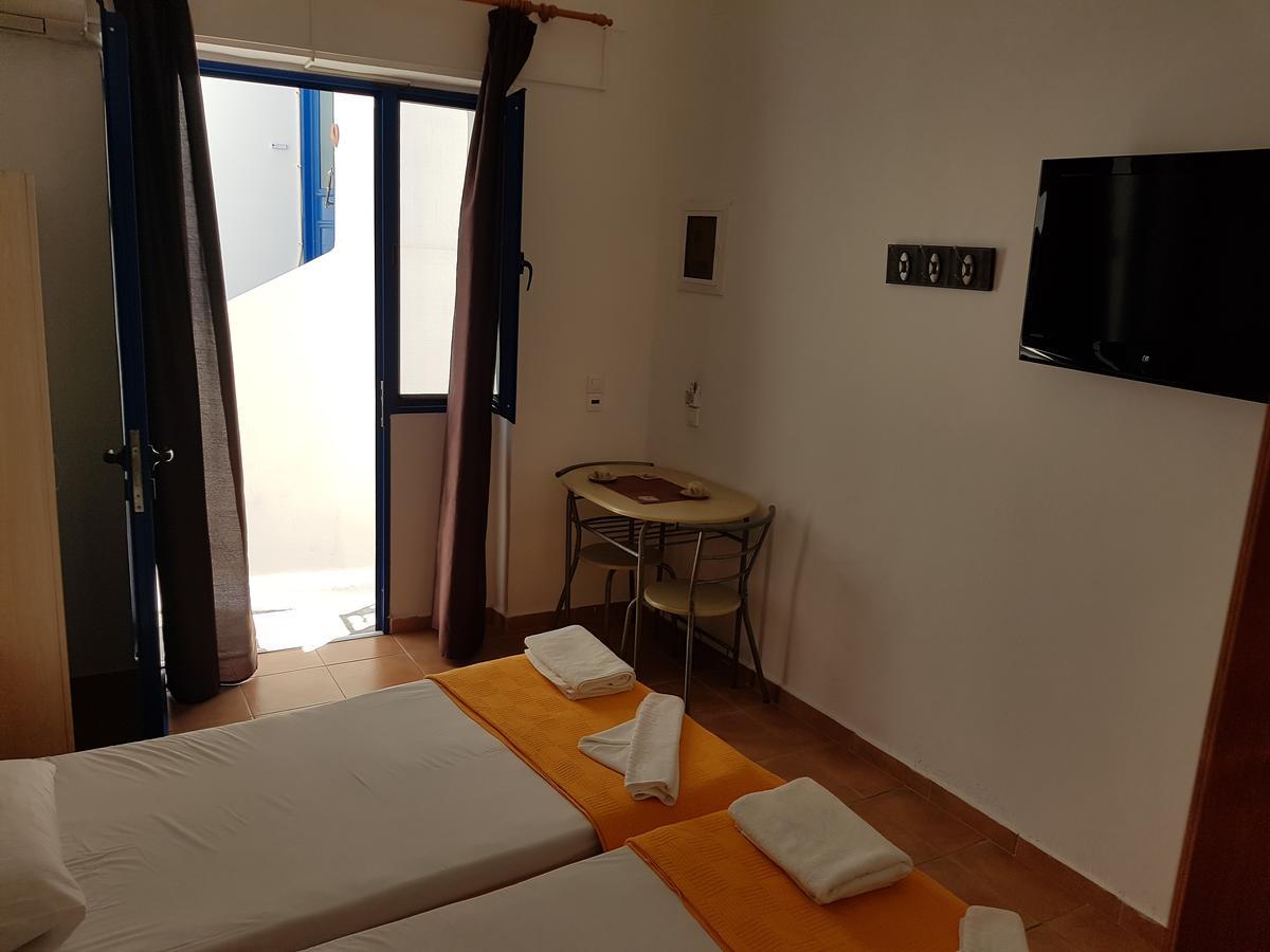 Lydia Mare Aparthotel Ágios Kírykos Екстериор снимка
